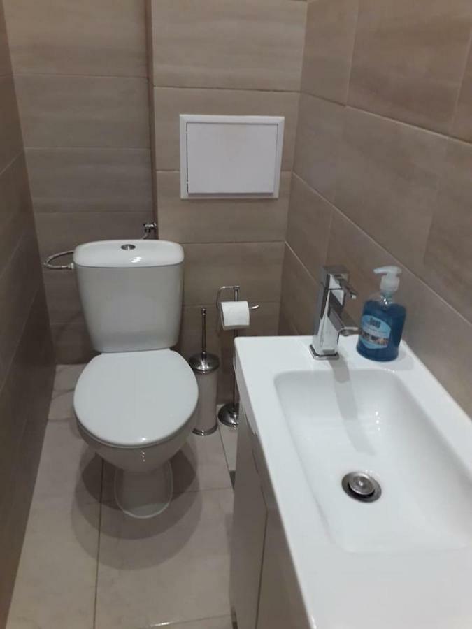 דירות בורגאס La Dolce Vita, Luxury In The Absolute Center מראה חיצוני תמונה